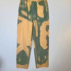 BDG Jeans High Rise Baggy Size 27 Faded Green and Yellow Acid Wash